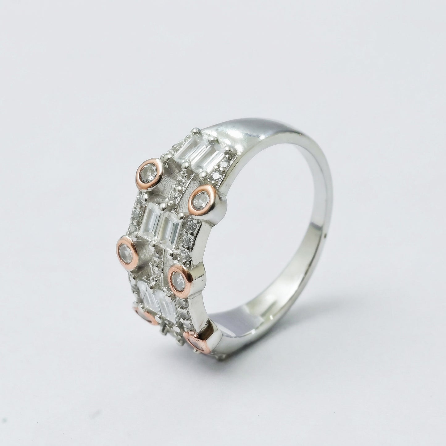 925 Sterling Silver Eternal Glow Ring