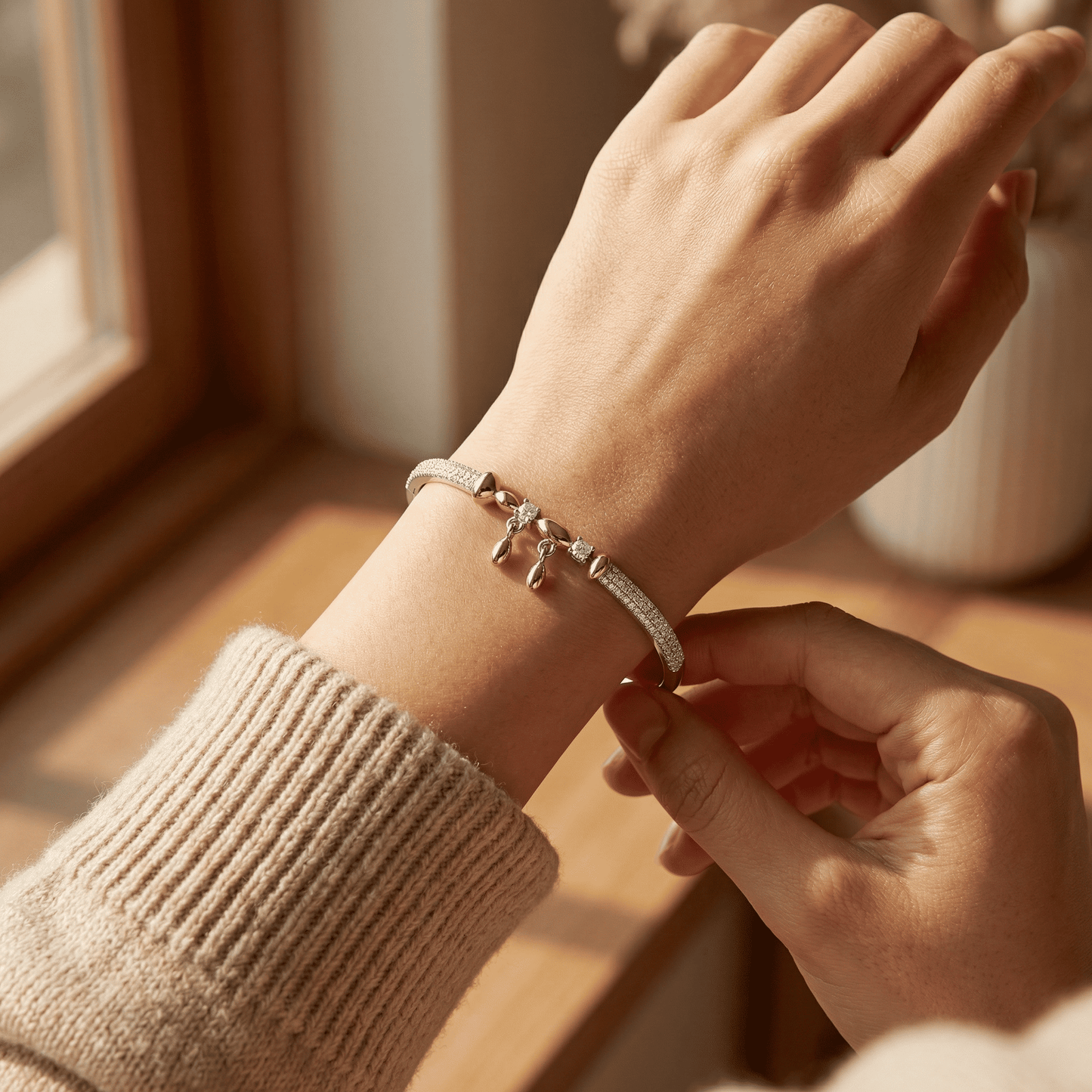 925 Sterling Silver Bracelet For women (10.7 gm)